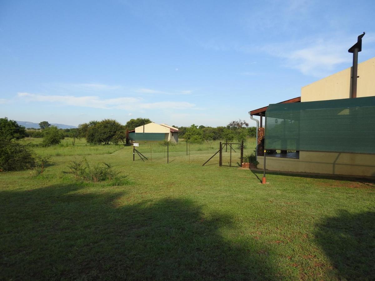 Votadini Country Cottages Magaliesburg Exteriör bild