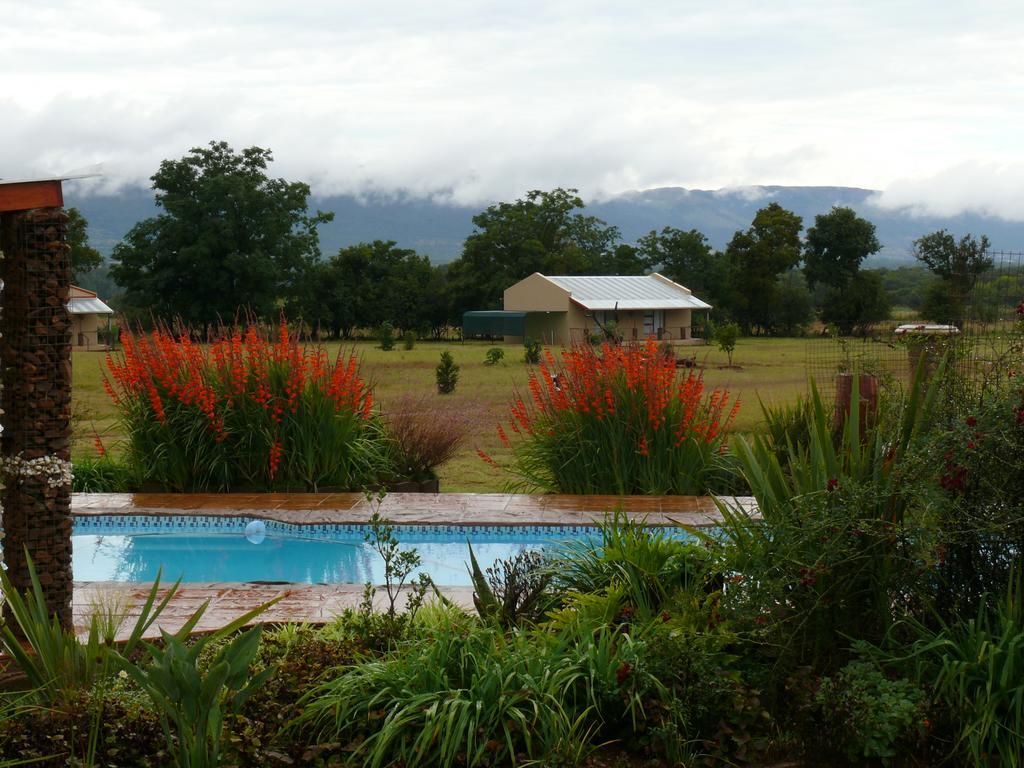 Votadini Country Cottages Magaliesburg Exteriör bild